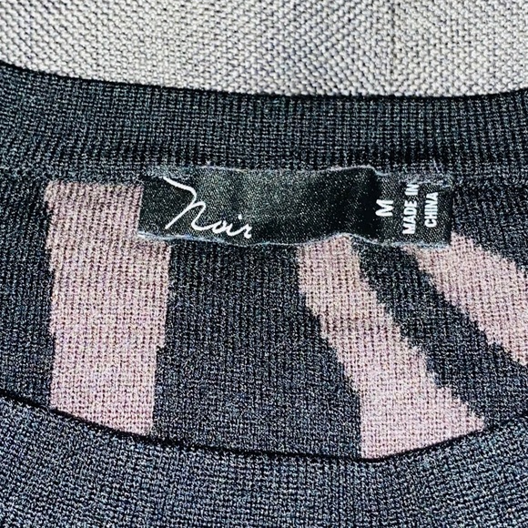 Soft Sweater - Picture 4 of 5